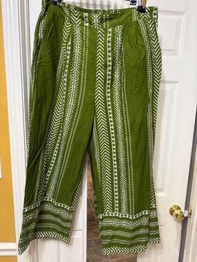Kaktus- 1x Olive Green Printed Wide-Leg Pants